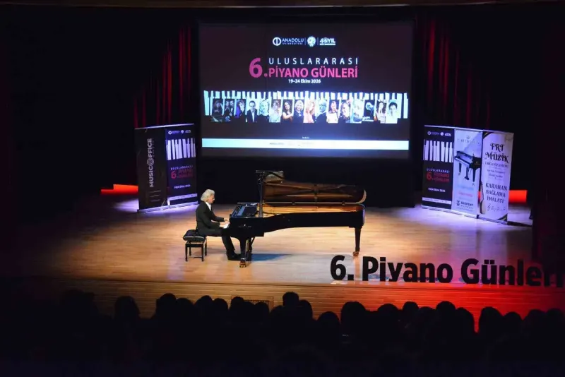Uluslararası Piyano Günleri'nde Piyanist Sebastiano Brusco'dan 'Liebestraum' Resitali