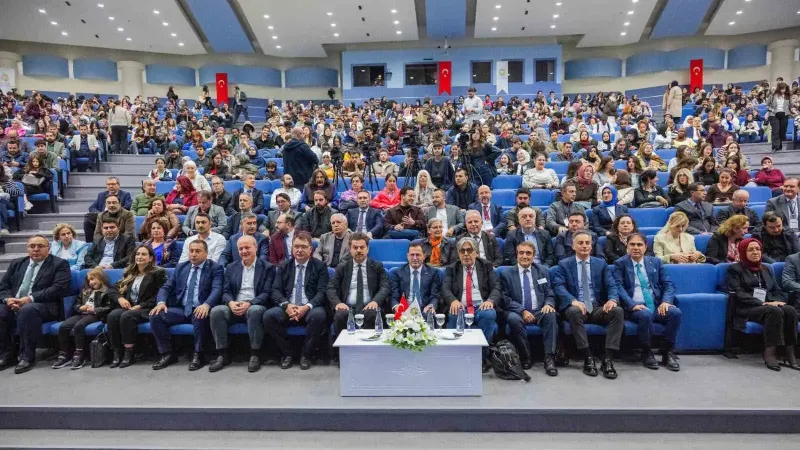 Selçuk Üniversitesinde Uluslararası Yapay Zeka Zirvesi Başladı