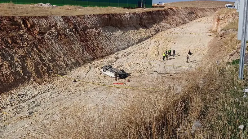 Şanlıurfa’da Otomobil 15 Metre Yükseklikten Çalışma Sahasına Düştü: 1 Ölü