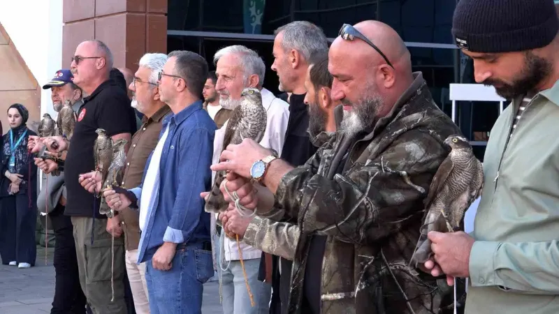 Rize’de Düzenlenen Atmaca Şenliği Öğrencilerden Yoğun İlgi Gördü