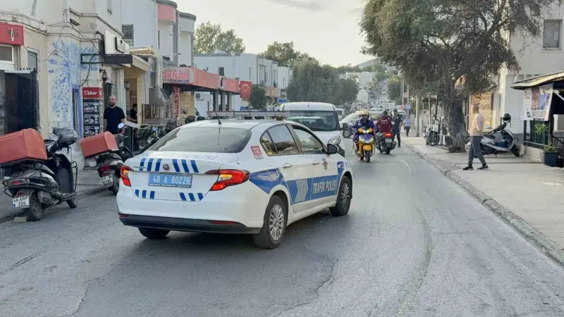 Bodrum Gümbet Mahallesinde Çıkan Yangında Depo Kullanılamaz Hale Geldi