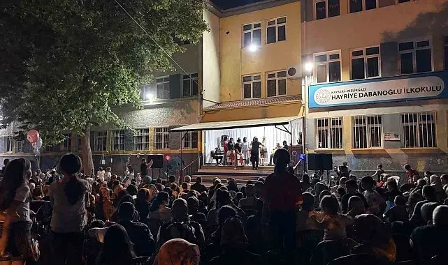 Öğrenciler yerine bu kez veliler yarıştı