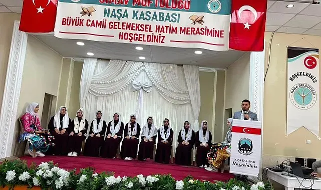 Simav Naşa'da geleneksel hatim merasimi