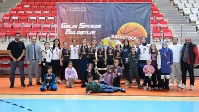 Erzincan'da Kurumlar Arası Voleybol Turnuvası Şampiyonu Belli Oldu