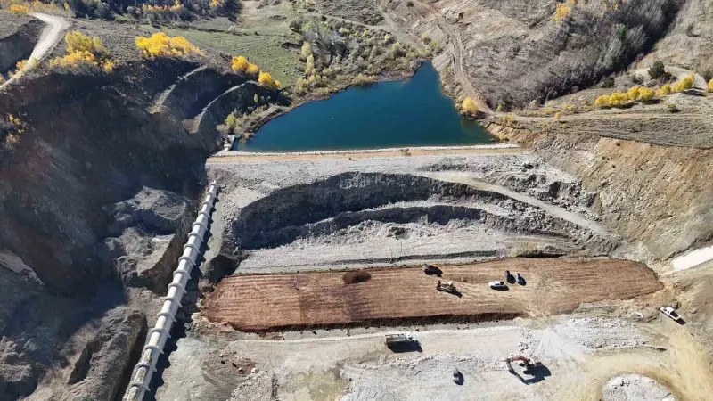 Bayburt Petekli Göleti İnşaatında İncelemeler Sürüyor