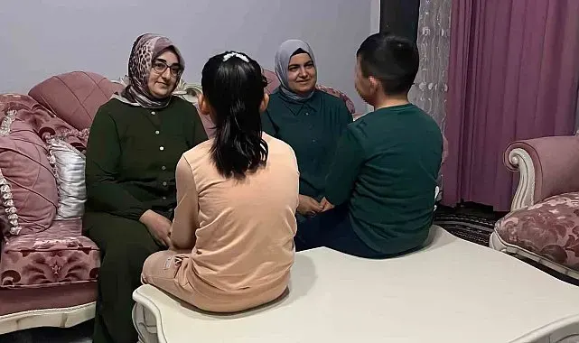 Öğrencilere yönelik kullanılan fırça sapı 'silah' sayıldı
