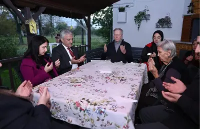 Düzce Valisi Makas'tan 15 Temmuz Şehidinin Ailesine Vefa Ziyareti