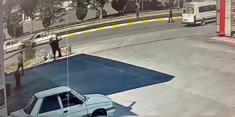 Şanlıurfaspor Eski Yöneticisinin Karıştığı Darp Olayı Silahlı Kavgaya Dönüştü