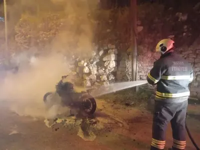 Hatay Aydınlıkevler Mahallesi’nde Motosiklet Yangını