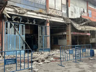 Ümraniye'deki Sanayi Sitesinde Balkon Çökmesi Sonucu Üç İşçi Yaralandı