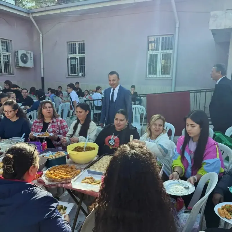 Aydın Yenipazar'da Minik Öğrencilerden Sağlıklı Beslenme Kahvaltısı