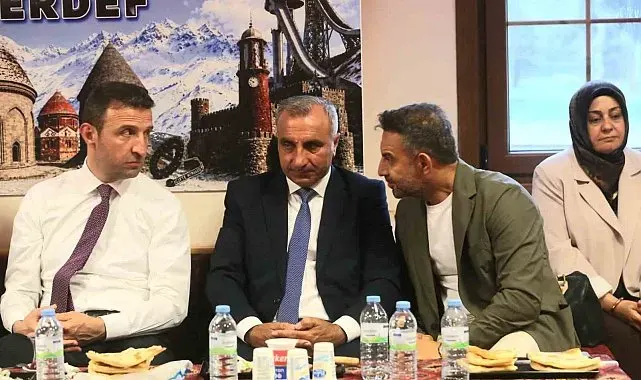 Erzurum Evi'nde buluştular: Birlik ve beraberlik mesajı verdiler