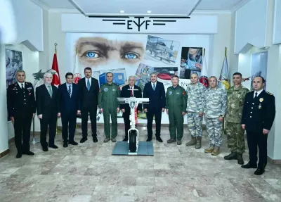 Millî Savunma Bakanı Yaşar Güler Eskişehir'de 1'inci Hava Bakım Fabrika Müdürlüğü'nü Ziyaret Etti