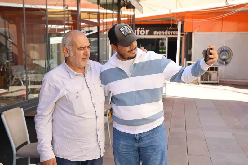 Aksaraylı Lokantacı Ünlü Dizi Karakterine Benzerliğiyle İlgi Odağı Oldu