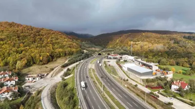 Bolu Dağı Tüneli'nde Sonbahar Manzaraları Havadan Görüntülendi