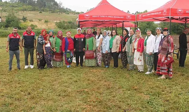 Yerli mısır tohumları toprakla buluştu