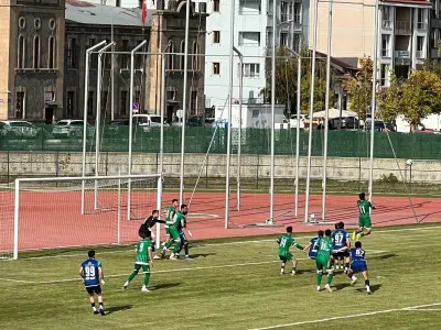 Kars 36 Spor Kendi Sahasında Beşikdüzü 1834 Spor’u Net Skorla Geçti
