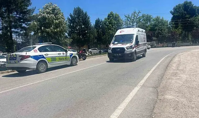 Tavşanlı'da motosiklet kazası, kask hayat kurtardı