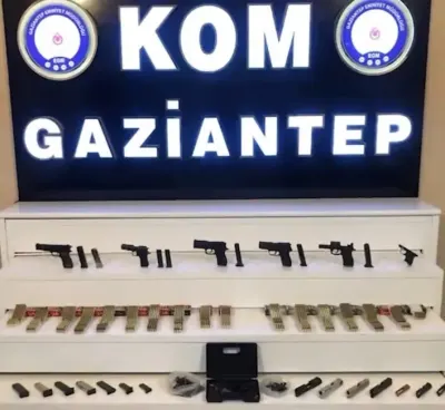 Gaziantep te Düzenlenen Silah Operasyonunda Çok Sayıda Mühimmat Ele Geçirildi