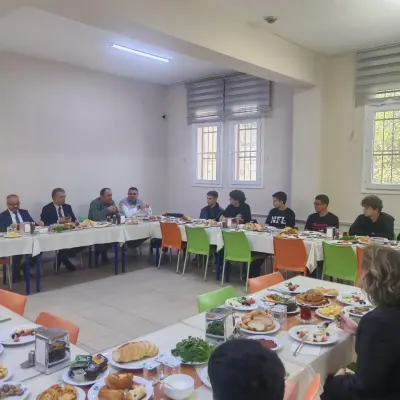 Nazilli'de Lise Öğrencileriyle Eğitim İstişaresi Gerçekleştirildi
