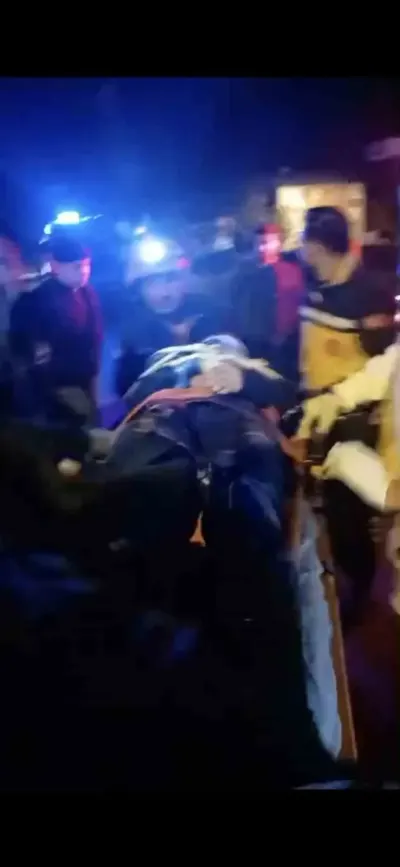 Muş'ta Pikap Bahçe Duvarına Çarptı: Altı Yaralı Var