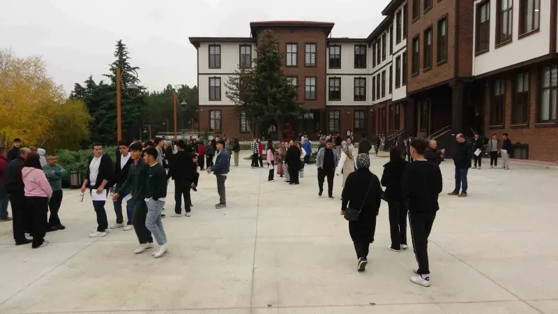 Kastamonu'da KPSS Ortaöğretim Oturumu Başladı Adaylar Ter Döküyor