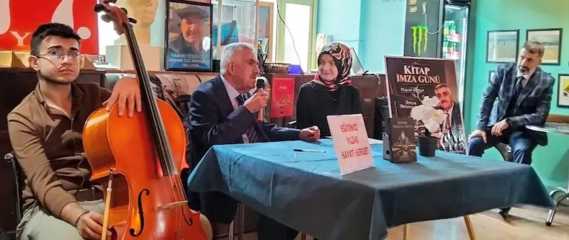 Eğitimci Ve Yazar Hayati Kerget Yeni Kitabıyla Okurlarıyla Buluştu