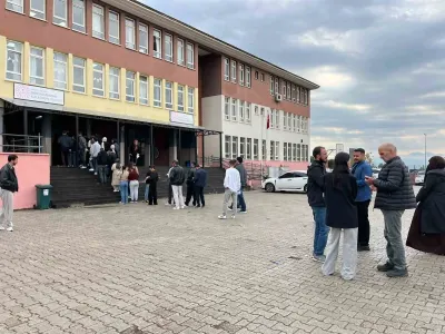 Bingöl'de Binlerce Aday KPSS Ortaöğretim Oturumunda Ter Döktü