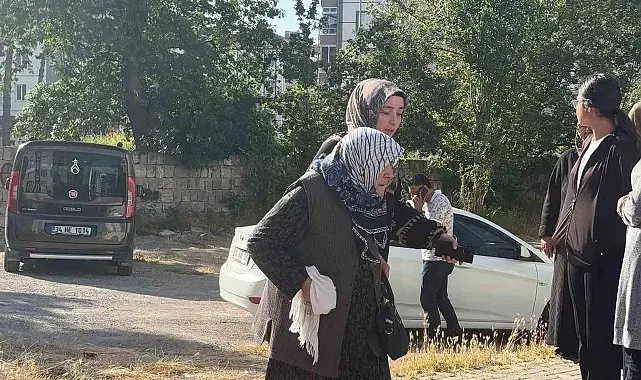 Kayseri'de 12 katlı binanın görevli dairesinde yangın
