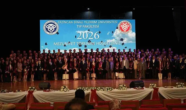 EBYÜ'de mezuniyet coşkusu: 115 doktor sağlık ordusuna katıldı