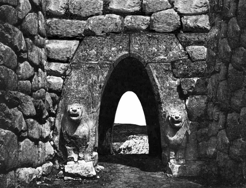 Hattuşa Arşiv Fotoğraflarıyla Geçmişe Işık Tutuyor