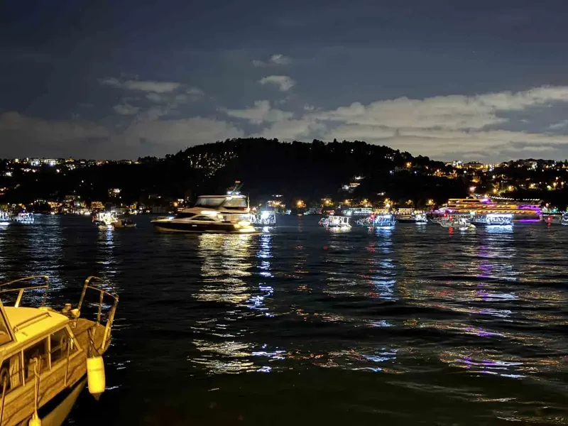 İstanbul Boğazı’nda Beklenen Lüfer Akını Başladı