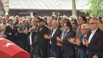 Kalp Krizine Yenik Düşen Uzman Çavuş Kocaeli'nde Toprağa Verildi