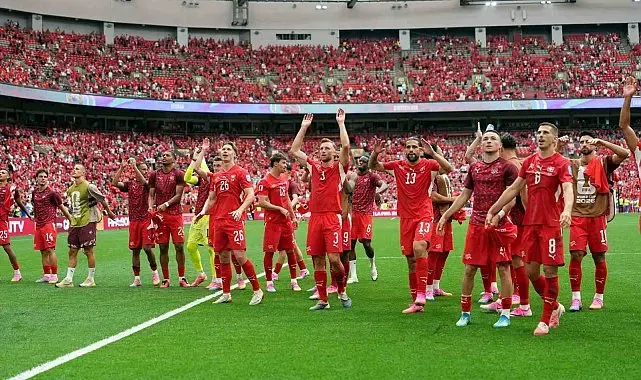 İsviçre grubu lider tamamladı