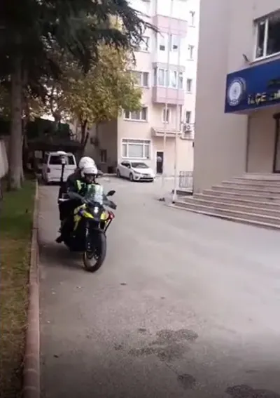 Bozüyük İlçesinde KPSS Heyecanı Yaşanırken Polis Ekipleri Adayların İmdadına Yetişti