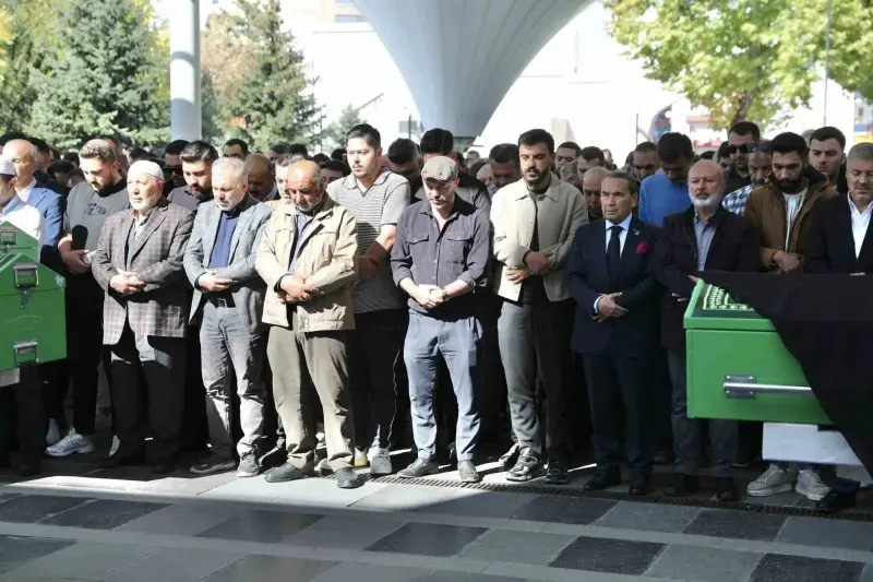 Gazeteci Sami Dayangaç'ın Acı Günü: Oğlu Umut Dayangaç Son Yolculuğuna Uğurlandı