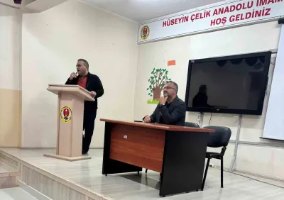 Tuşba Hüseyin Çelik Kız Anadolu İmam Hatip Lisesinde Veli Toplantısı Düzenlendi