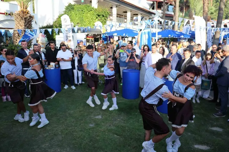 Marmaris Oktoberfest Renkli Kortej Ve Konserlerle Sona Erdi
