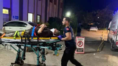 Adıyaman'da İki Otomobil Çarpıştı: Sekiz Yaralı