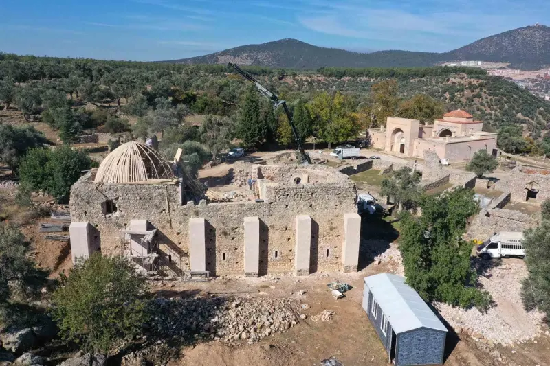 Beçin Kalesi'nde Tarihi Mirası Koruma Çalışmaları Devam Ediyor