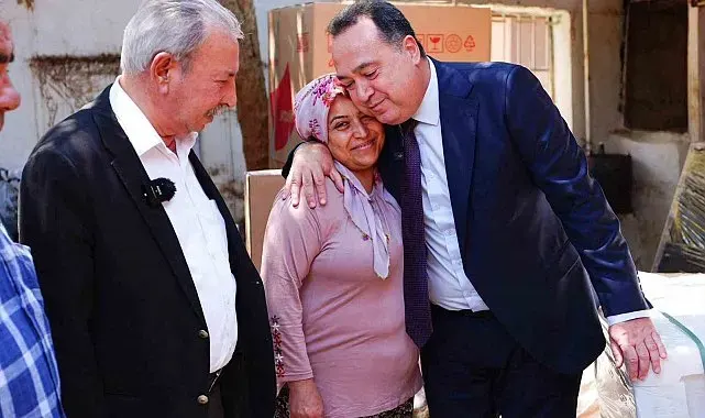 Manisa Büyükşehir'den afetzedelere ayni ve nakdi yardım