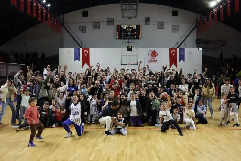 Kütahya Belediyespor Evinde Uşak Temsilcisini 69-65 Yendi