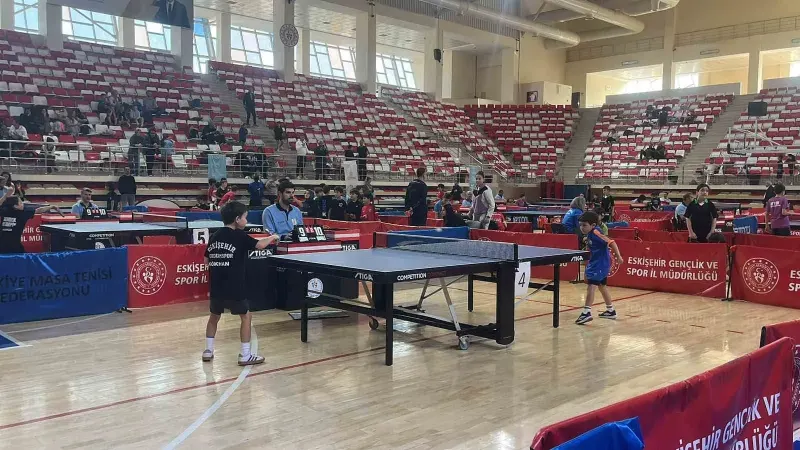 Eskişehir'de Minikler Milli Takım Seçmeleri İçin 130 Sporcu Ter Döküyor