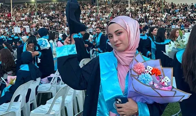 Serebral palsi ile mücadelesini zaferle taçlandırdı 3,48 ortalama ile bölüm ikincisi olarak ALKÜ'den mezun oldu