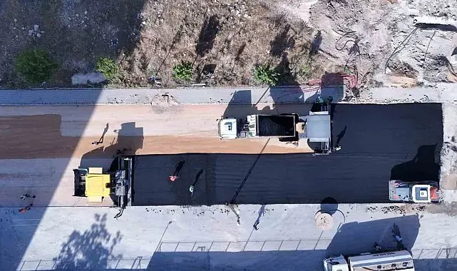 Mardin Büyükşehir Belediyesi, Artuklu'da asfalt çalışmalarına devam ediyor