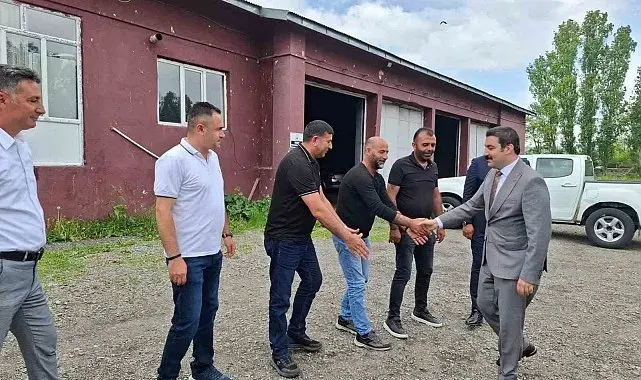 Arpaçay Kaymakamı Akköz'den kurumlara veda ziyareti