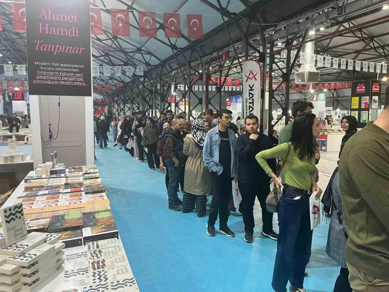 Malatya Kitap Fuarı Rekor Katılımla Kapılarını Açtı