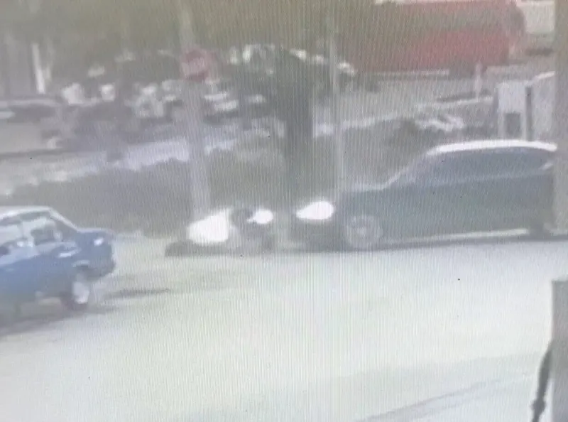 Edirne'de Otomobil ile Motosiklet Çarpıştı: 1 Yaralı