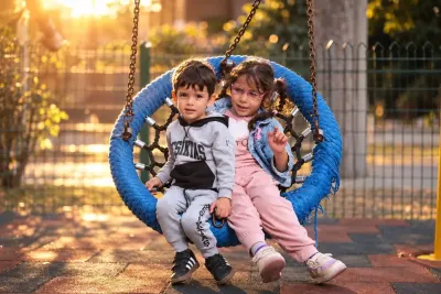 Altıeylül Belediyesinden Parklarda Kapsamlı Yenileme Hamlesi
