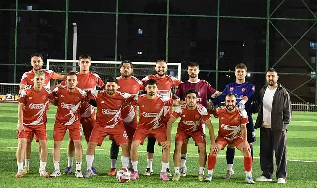 Major 1. Lig'de mücadele eden Niğde temsilcisi Ovalıbağ FK, şampiyonluk yolunda ilerliyor